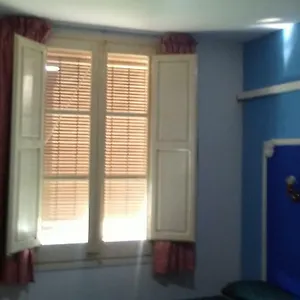 https://hostal-porta-de-ferro.catalonia-hotels.com